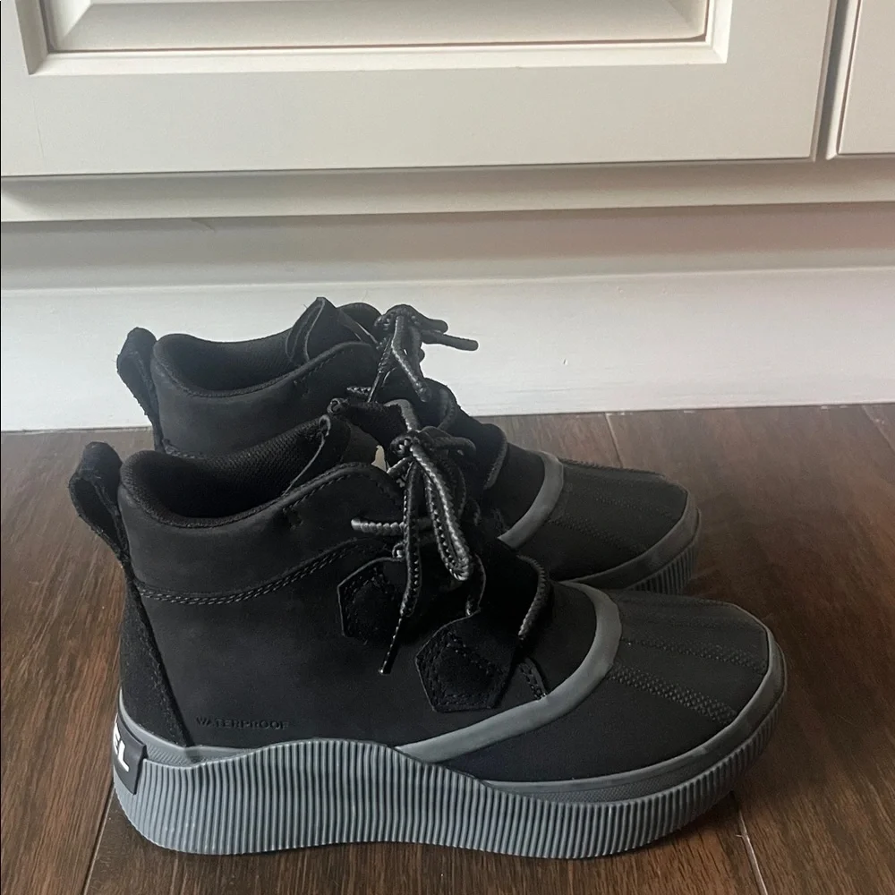 NWT SOREL Out N About™ IV Classic Waterproof Boots